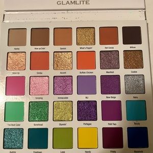 Glamlite mikayla palette